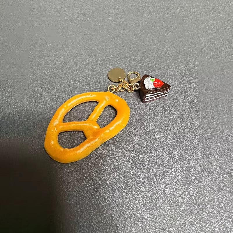 Creative Croissant and Coffee Design Keychain Cute Cake Bag Pendant Keyrings Kawaii Mini Resin Food Series Car Keys Accessorie