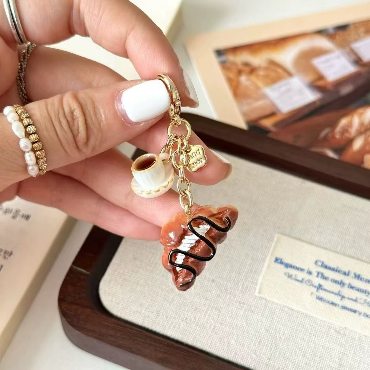 Creative Croissant and Coffee Design Keychain Cute Cake Bag Pendant Keyrings Kawaii Mini Resin Food Series Car Keys Accessorie