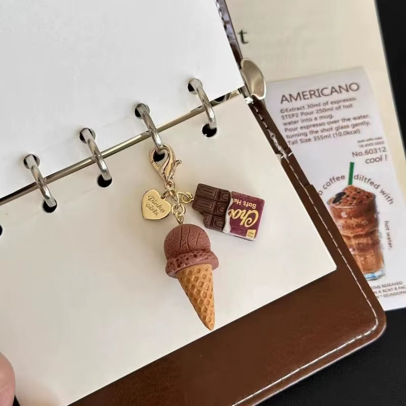 Creative Croissant and Coffee Design Keychain Cute Cake Bag Pendant Keyrings Kawaii Mini Resin Food Series Car Keys Accessorie