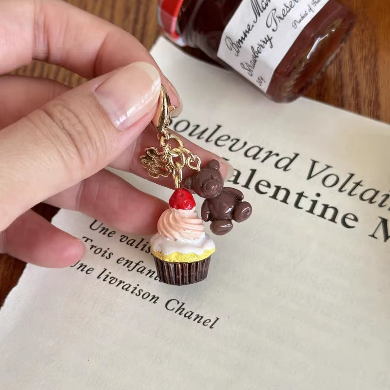 Creative Croissant and Coffee Design Keychain Cute Cake Bag Pendant Keyrings Kawaii Mini Resin Food Series Car Keys Accessorie